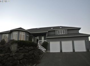 26 View Ridge Cir, Longview, WA 98632