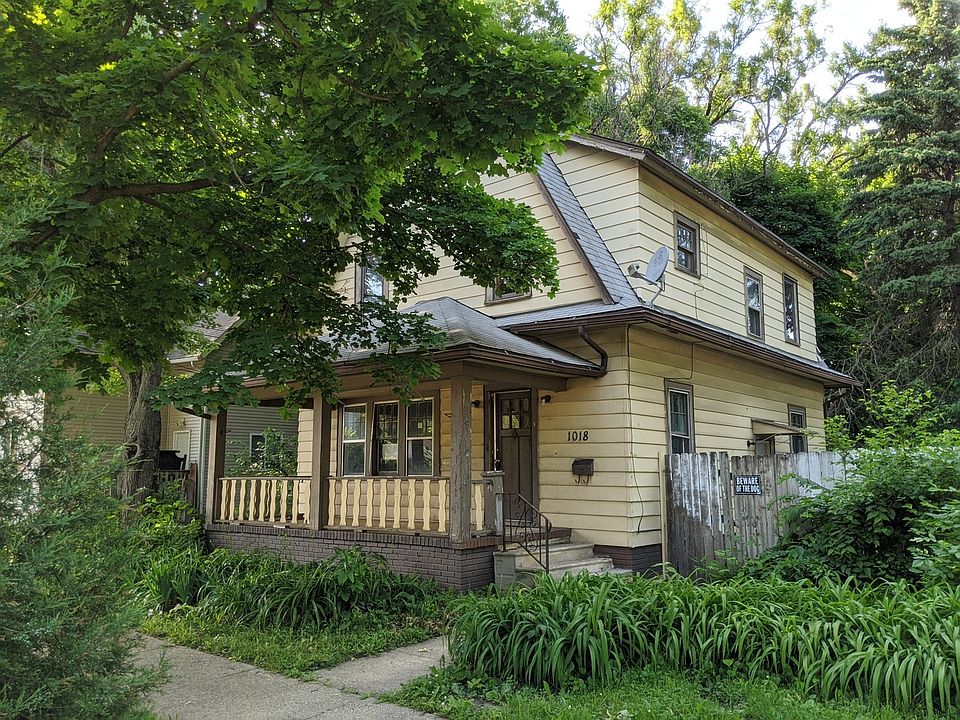 1st image of 1018 17th Ave