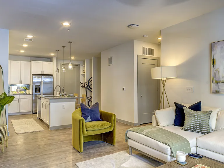 The Goodwin Apartments — Photo 8