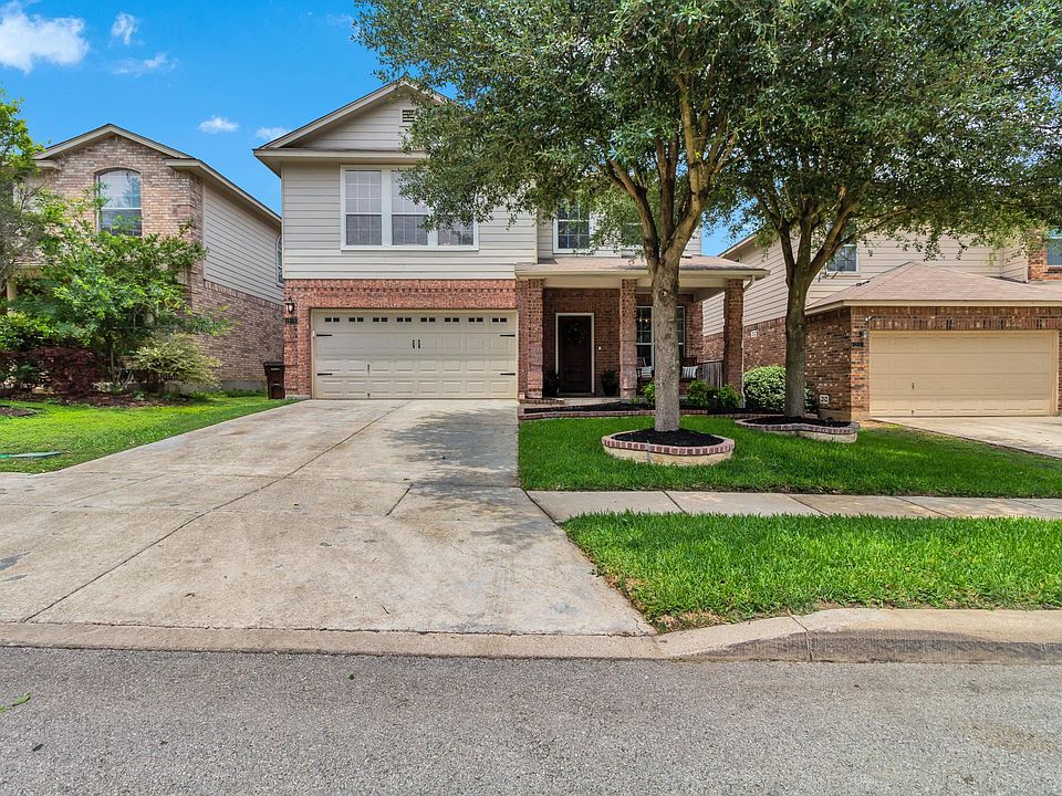 Curb appeal! Sprinklers to keep the grass green!