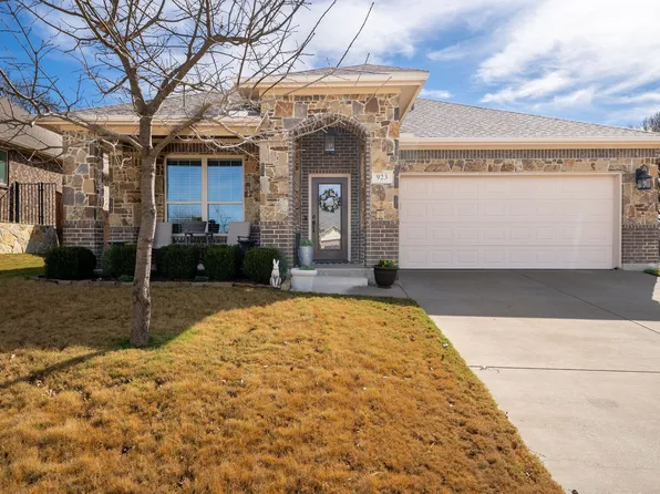 923 White Marlin Dr, Burleson, TX 76028