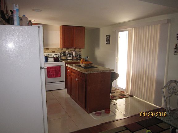 5th image of 5017 NE 2nd Ave