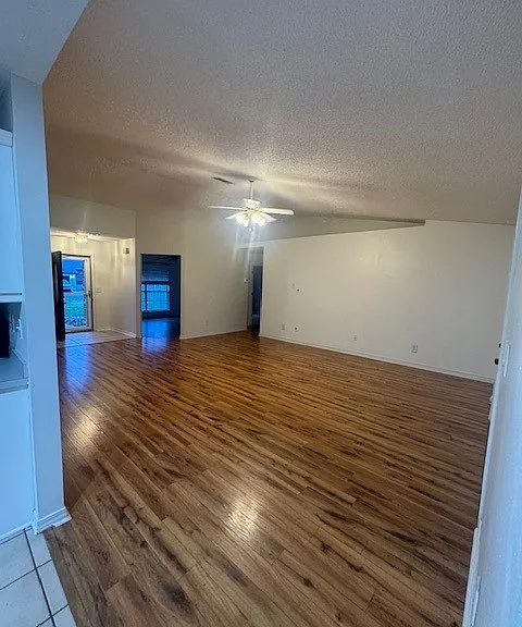 425 Mara Dr — Photo 13