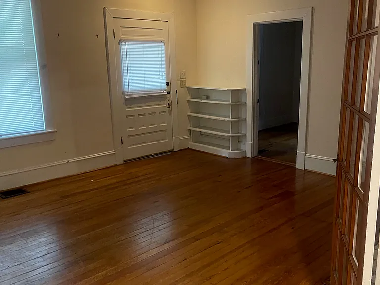 2726 Wheat St — Photo 16