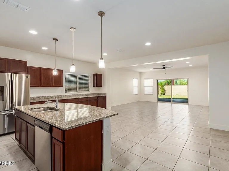 11018 E Thatcher Ave — Photo 10