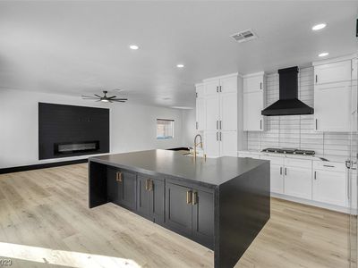 9663 Camino Capistrano Ln, Las Vegas, NV, 89147