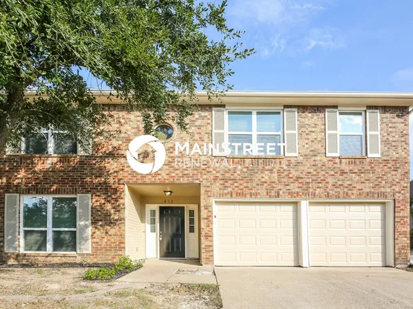 213 Vines Dr, Cedar Hill, TX 75104