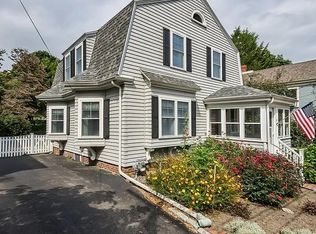 12 Arlington St, Newburyport, MA 01950