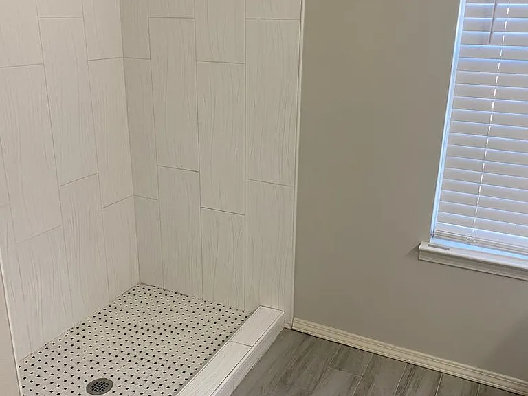 318 Spanish Moss Dr — Photo 22