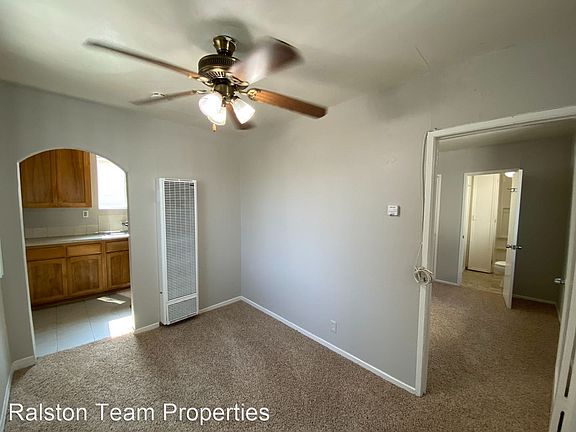 4th image of 1324 Hoover Ave APT 1