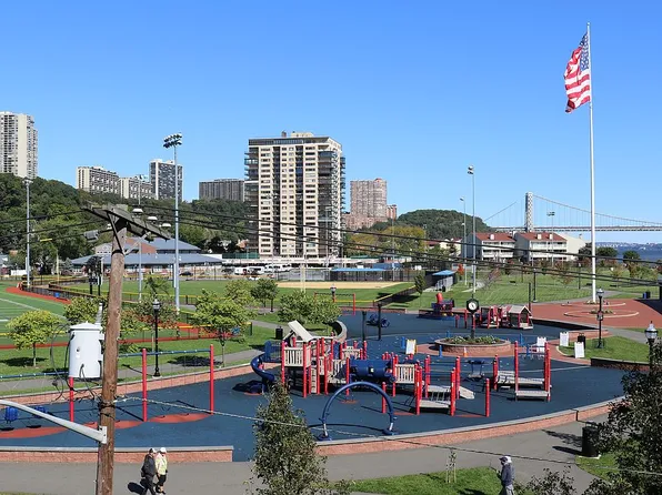 1111 River Rd APT H17, Edgewater, NJ 07020