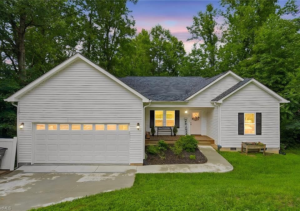 1st image of 3673 Turret Ct