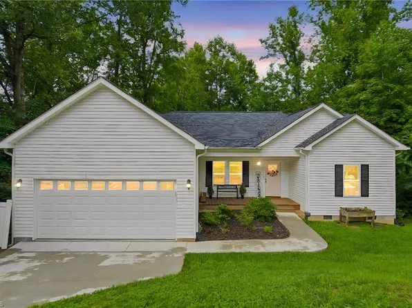 3673 Turret Ct, Winston Salem, NC 27101
