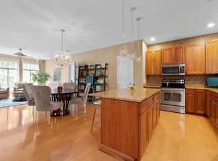 251 Daniel Burnham Sq APT 304, Columbus, OH 43215