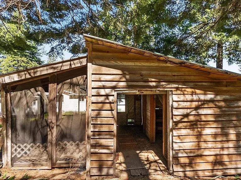 12773 N Hauser Lake Rd — Photo 30
