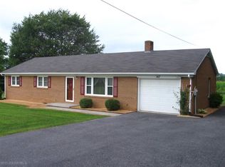 147 Cold Springs Rd, Stuarts Draft, VA 24477