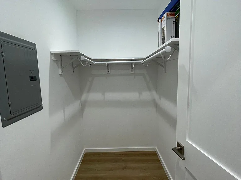 walk in closet