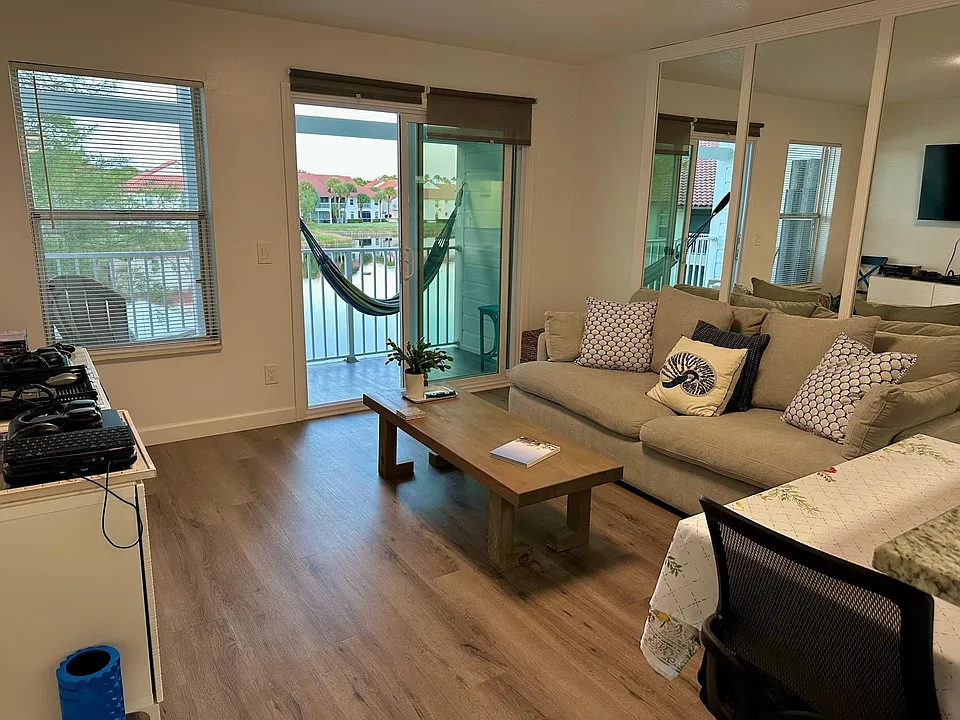 253 Cypress Point Dr
