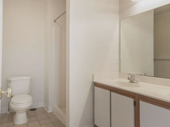 1025 Wertland St #9