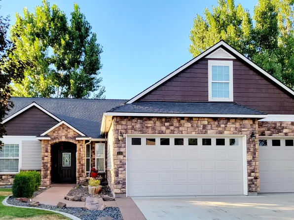 235 Magnolia Ave, Fruitland, ID 83619