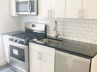 24-24 27th St #2B, Astoria, NY 11102