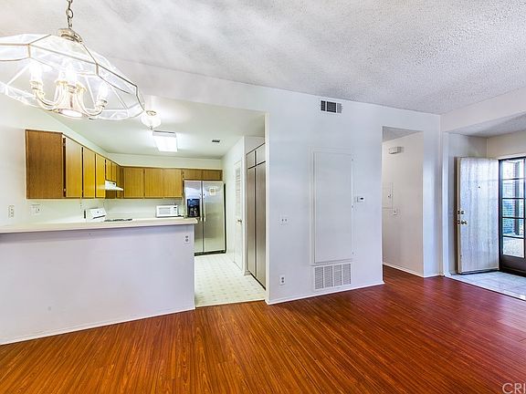 4th image of 2324 Archwood Ln Unit 88