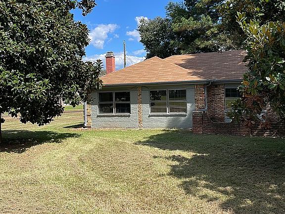 2nd image of 216 County Road 2874