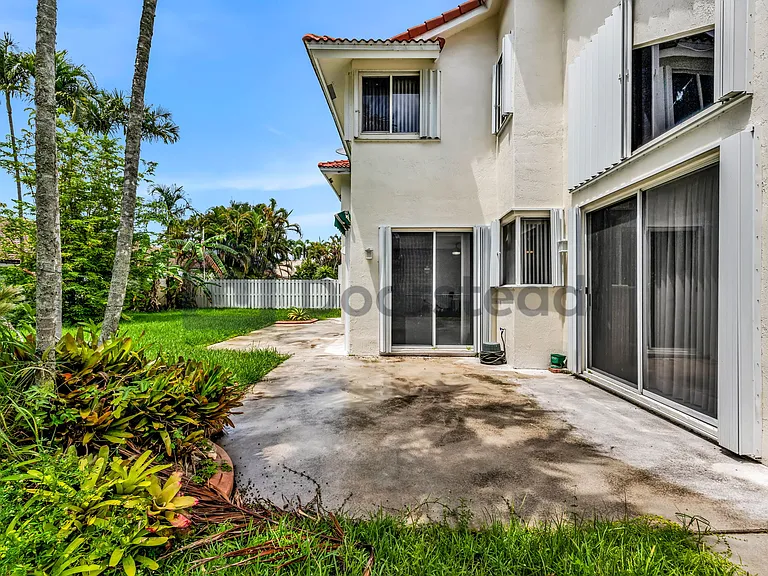 1120 NW 179th Ave — Photo 41