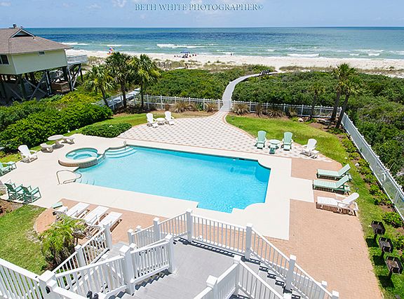 3rd image of 1736 E Gulf Beach Dr