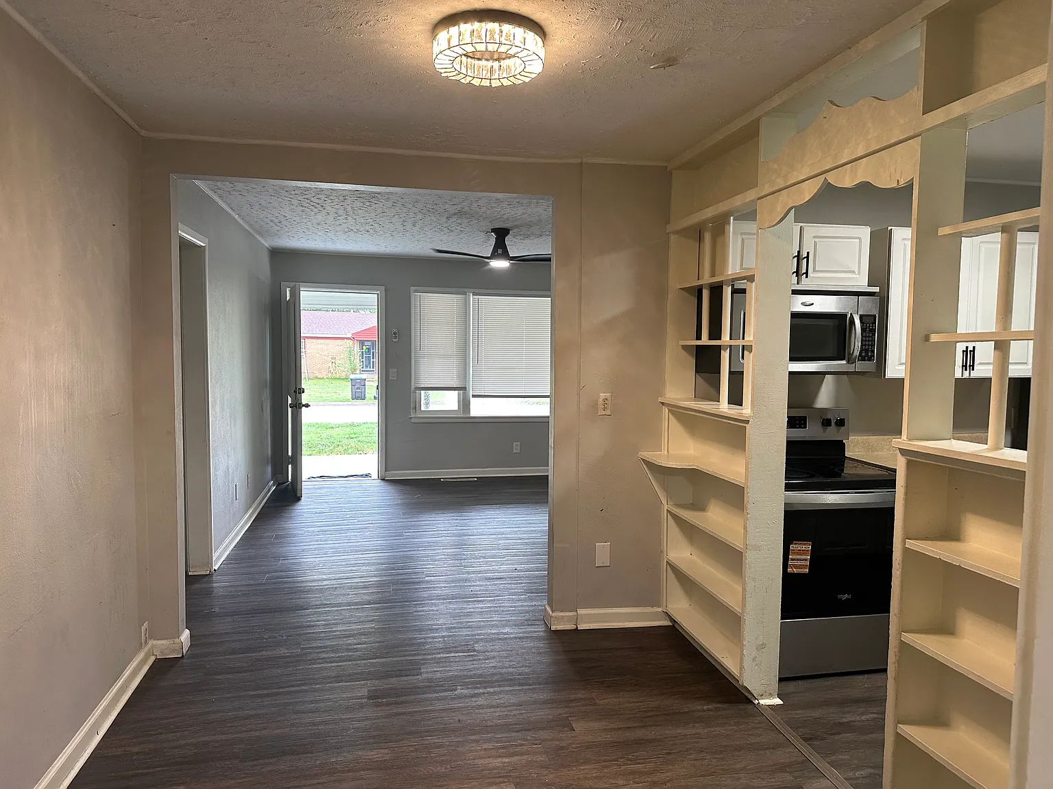 3 bed, 1265 sqft, $1,400 — Photo 4