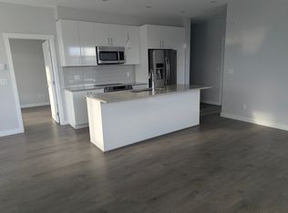 45562 Airport Rd #404, Chilliwack, BC V2P0J8