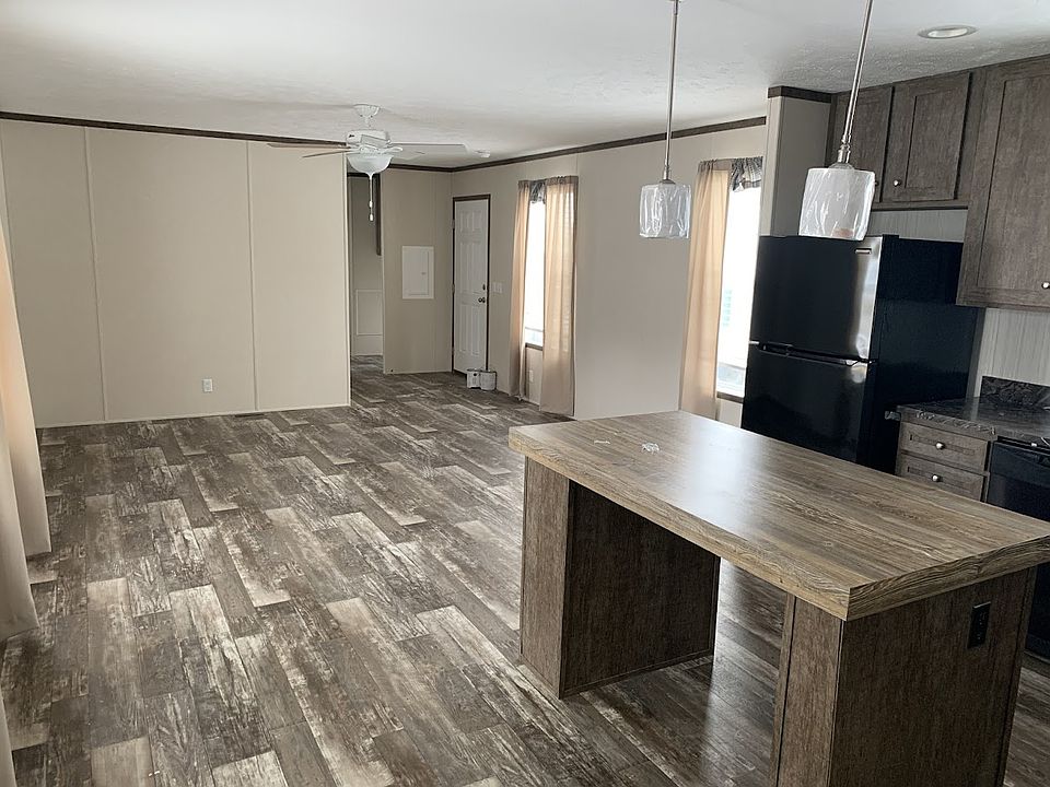 1st image of 47 Bluebird Hill Dr #267
