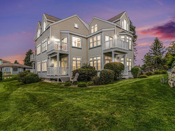 5 Brookharbor N, Manistee, MI 49660