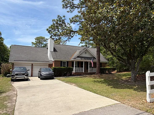 1215 N Springs Rd Photo 1