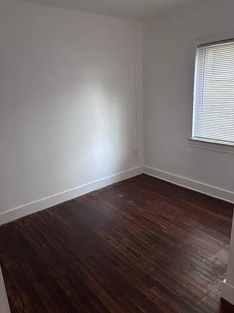 8 bed, 4.0 bath, 1020 sqft, $1,300 — Photo 4