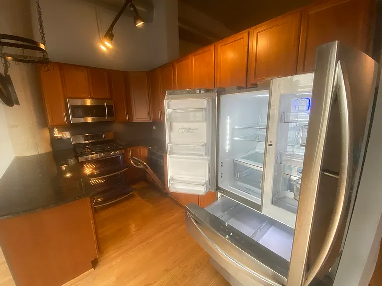 1934 N Washtenaw Ave #205 — Photo 15