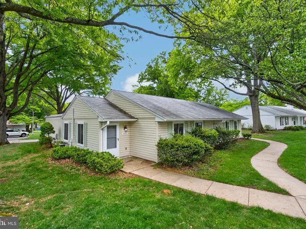 14602 Deerhurst Ter #209-B, Silver Spring, MD 20906
