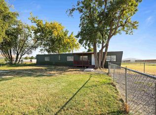 31404 E Kennedy Rd #14, Benton City, WA 99320