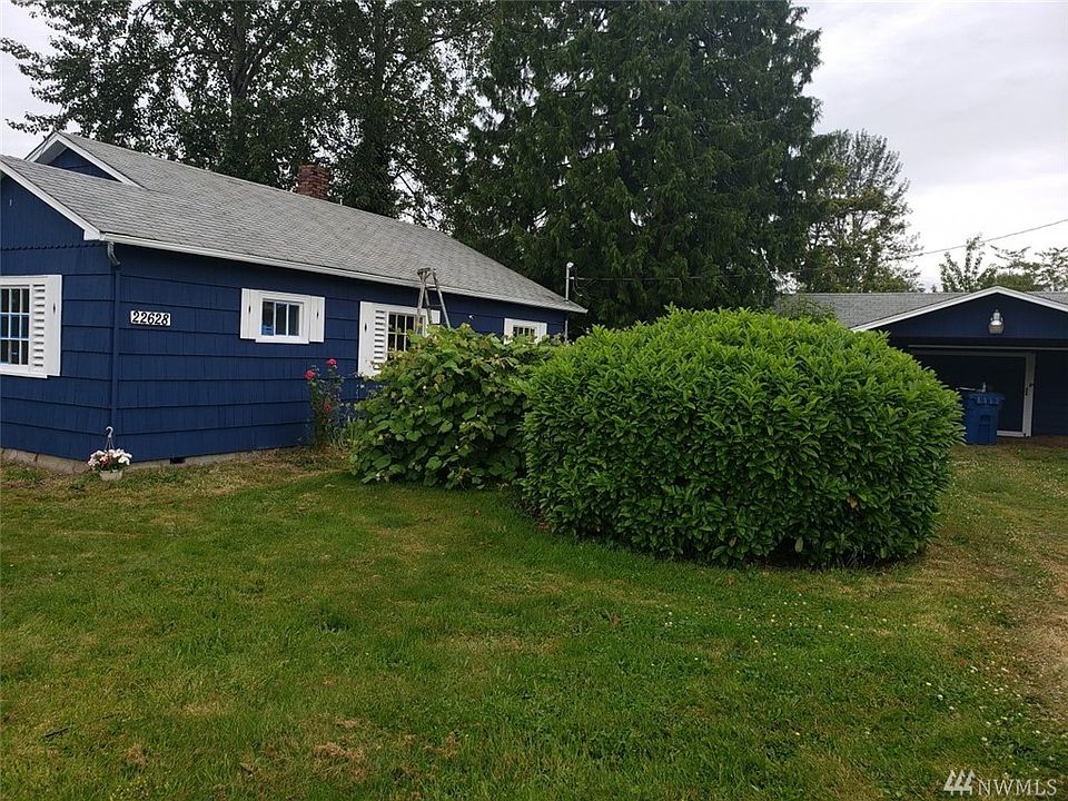 2nd image of 22628 108th Pl SE