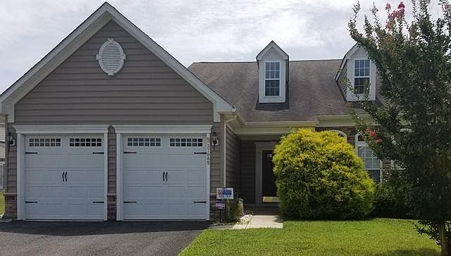 1st image of 37985 Bayview Cir E