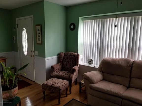 5th image of 3 Darien Ct #61