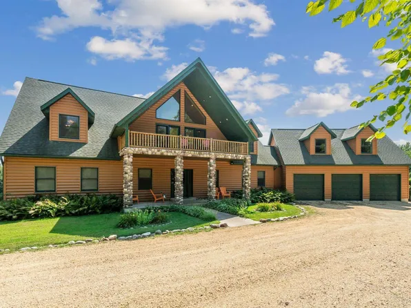 1596 230th St, Calamus, IA 52729