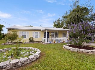 815 Huntington Dr, Panama City, FL 32401