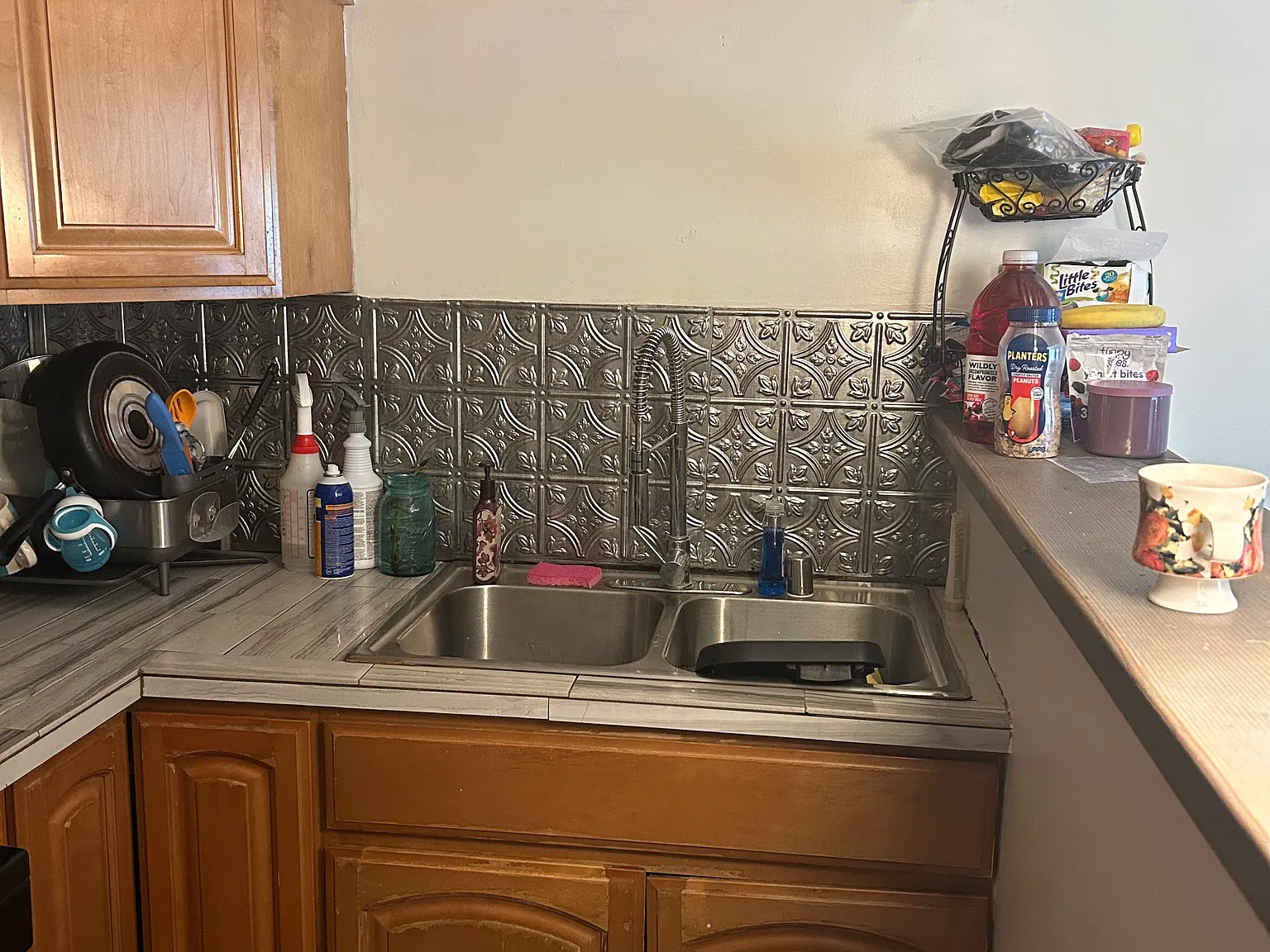 2 bed, 800 sqft, $3,700 — Photo 2