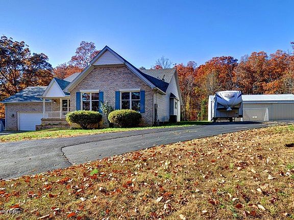 3rd image of 221 Cabin Creek Ct