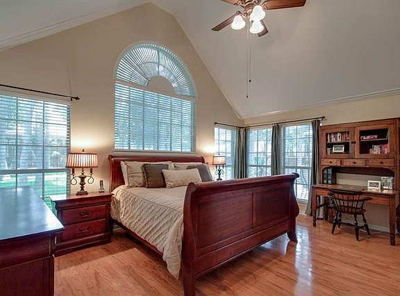 5th image of 4115 Remington Park Ct