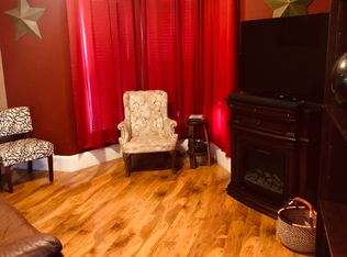 815 State St, Dexter, IA 50070