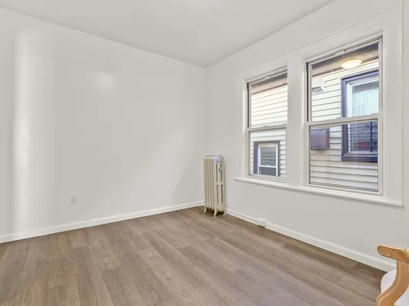 7-06 College Point Boulevard image 27 of 44