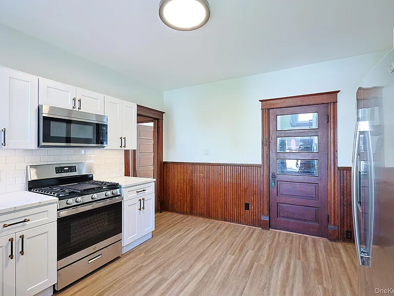 34 Lagrange Ave — Photo 22