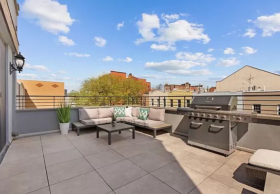 4th image of 38 Broome St #4A